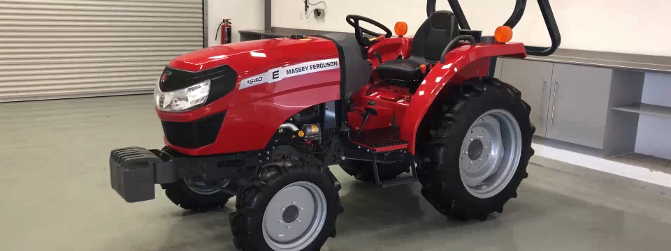 https://cdn.marciano.space/massey-ferguson/website/images/video/mf1600e-960x360.png